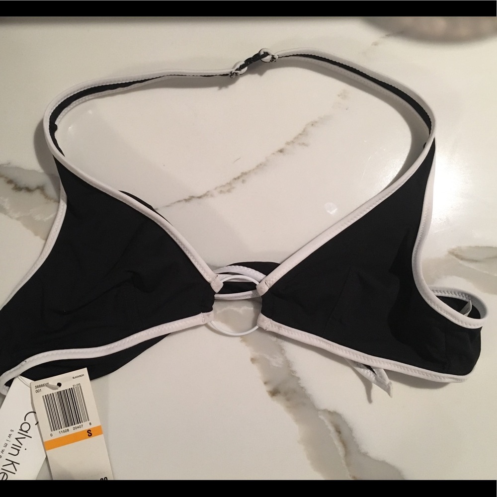 Calvin Klein black and white trim bikini top *NWT*